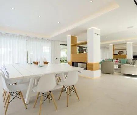 Sleeps 16 Pool Air Con T611659 Villa Quinta do Lago